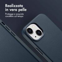 Accezz Cover in Pelle con MagSafe Apple iPhone 15 - Nightfall Blue