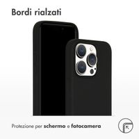 Accezz Cover in silicone liquido con MagSafe Apple iPhone 15 Pro - Nero