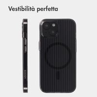 Accezz Cover Lite con MagSafe | Fluted | Apple iPhone 15 - Nero