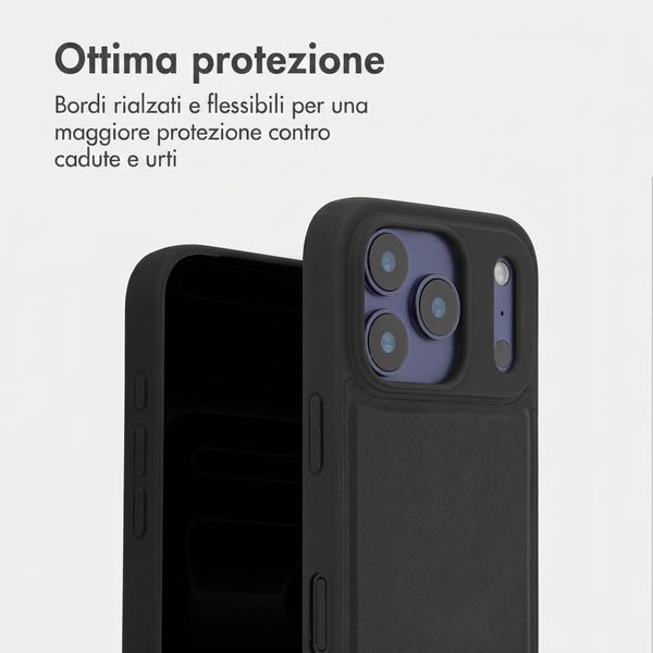 Accezz Backcover Edge con MagSafe Apple iPhone 17 Pro - Nero