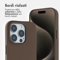 Accezz Cover in Pelle con MagSafe Apple iPhone 15 Pro - Marrone caffè