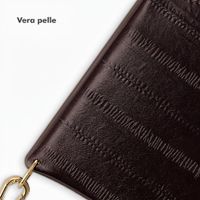 Selencia Nova cover posteriore in vera pelle con portacarte Samsung Galaxy S26 - Dark Chocolate