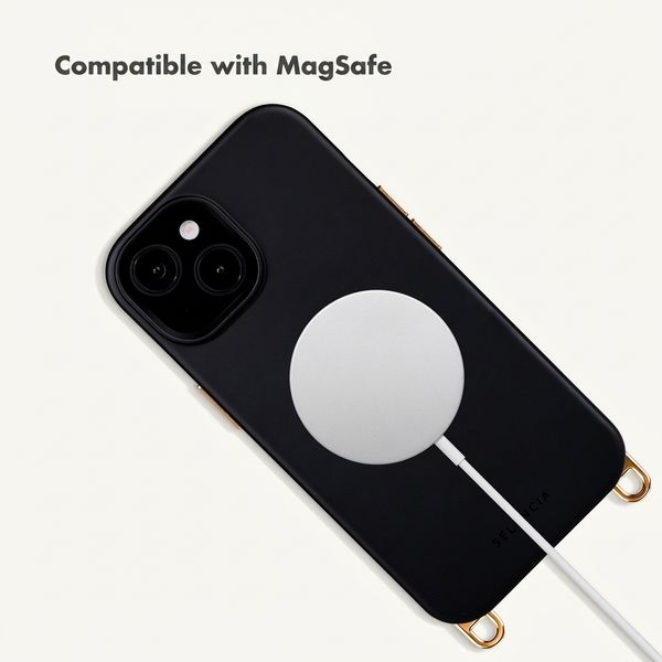 Selencia Rivièra MagSafe Backcover met afneembare haakjes Apple iPhone 15 - Velvet Black