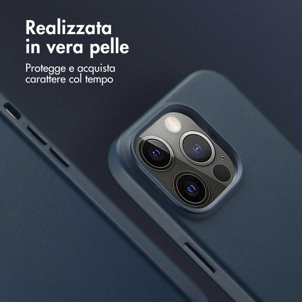 Accezz Cover in Pelle con MagSafe Apple iPhone 14 Pro - Nightfall Blue