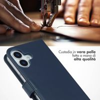 Selencia Cover a libro in vera pelle Apple iPhone 17 - Blu