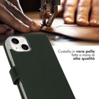 Selencia Cover a libro in vera pelle Apple iPhone 14 - Verde