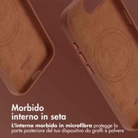 Accezz Cover in Pelle con MagSafe Apple iPhone 17e / 16e - Sienna Brown