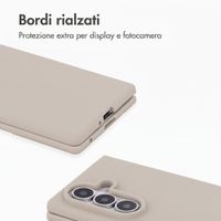 Accezz Cover in silicone liquido con MagSafe Samsung Galaxy Z Fold 8 Ultra - Stone