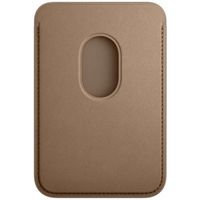 Apple FineWoven Wallet MagSafe con funzione “Dov’è” - Taupe