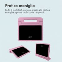 imoshion Cover Posteriore Kidsproof Design con maniglia Samsung Galaxy Tab A11 Plus / A9 Plus - Cuori rossi