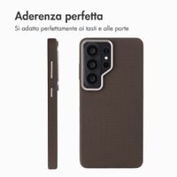 Accezz Cover Mesh con MagSafe Samsung Galaxy S26 Ultra - Marrone