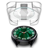 Spigen EZ FIT Glas.tR pellicola protettiva in vetro con applicatore Samsung Galaxy Watch 6 Classic - 47 mm - Trasparente