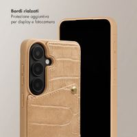 Selencia Cover per telefono Nova Croco con cordino e portacarte Samsung Galaxy S26 - Toasted Almond