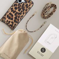 Selencia Cover per telefono Nova con cordino e portacarte Apple iPhone 17 - Leopard