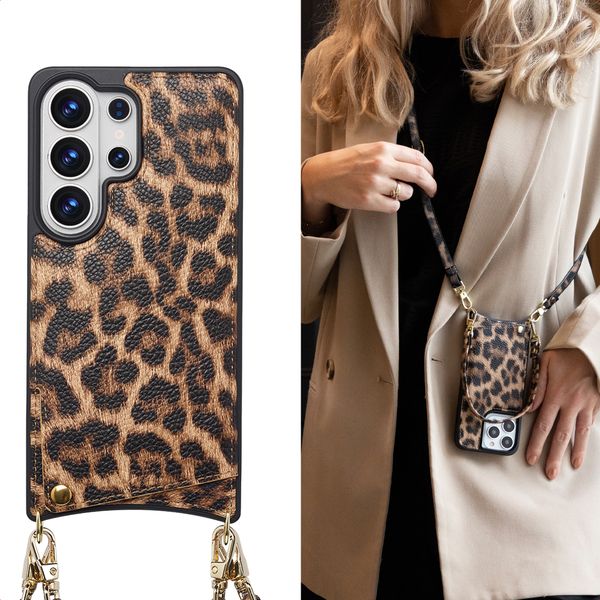 Selencia Cover per telefono Nova con cordino e portacarte Samsung Galaxy S26 Ultra - Leopard