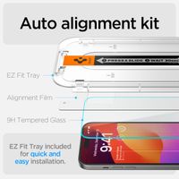 Spigen Vetro temperato GLAStR EZ Fit, confezione da 2 + Applicatore Apple iPhone 16 / 15