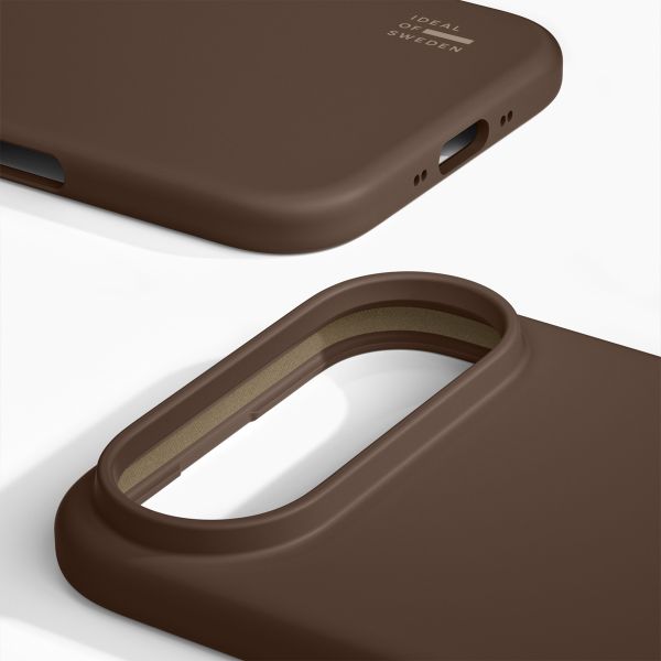 iDeal of Sweden Cover in silicone con MagSafe Apple iPhone Air - Mocha Mousse