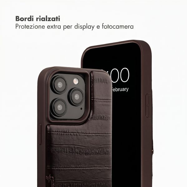 Selencia Nova cover posteriore in vera pelle con portacarte Apple iPhone 15 Pro - Dark Chocolate