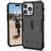 UAG Cover Posteriore Pathfinder con MagSafe Apple iPhone 15 Pro Max - Argento