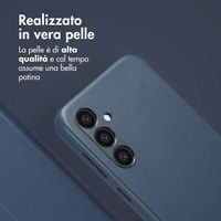 Accezz Cover in pelle 2 in 1 con MagSafe Samsung Galaxy S24 Plus - Nightfall Blue