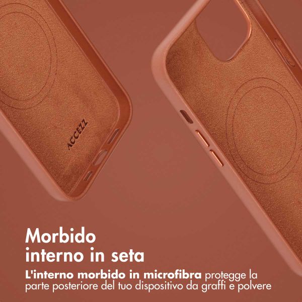 Accezz Cover in pelle 2 in 1 con MagSafe Apple iPhone 14 - Sienna Brown