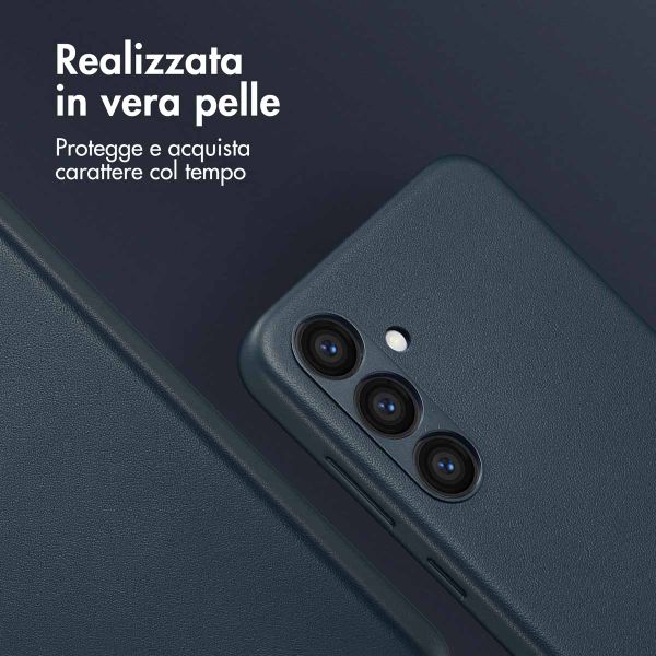 Accezz Cover in Pelle con MagSafe Samsung Galaxy S24 Plus - Nightfall Blue