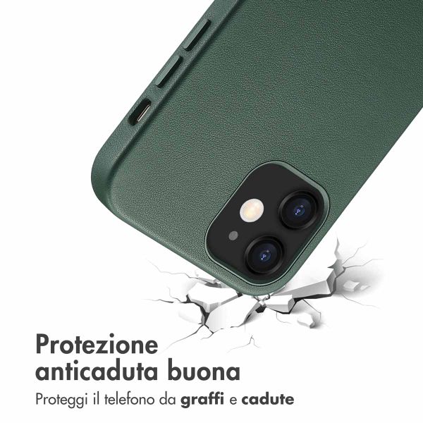 Accezz Cover in Pelle con MagSafe Apple iPhone 12 (Pro) - Cedar Green