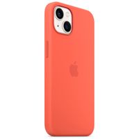 Apple Cover Posteriore in Silicone con MagSafe Apple iPhone 13 - Nectarine