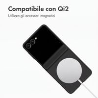 Accezz Color Backcover con MagSafe e supporto ad anello Samsung Galaxy Z Flip 8 - Nero