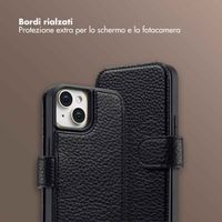 Selencia Cover Riva con MagSafe e cordino Apple iPhone 15 - Nero