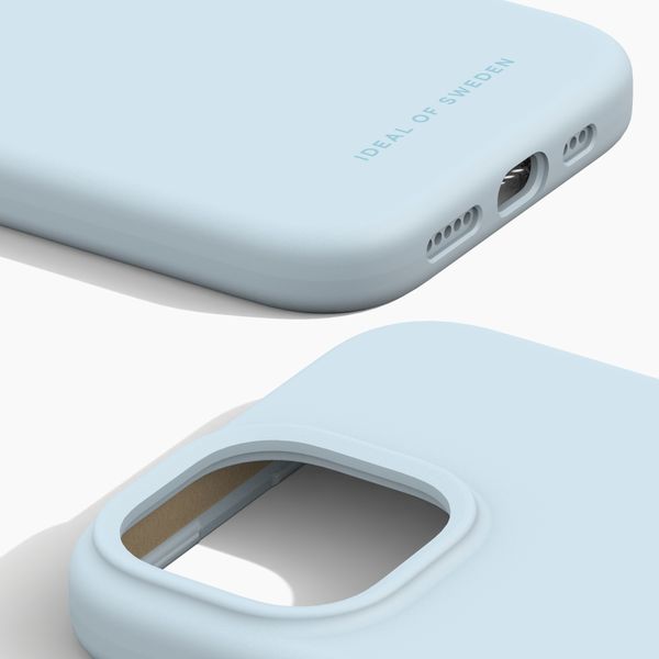 iDeal of Sweden Cover in silicone con MagSafe Apple iPhone 17e / 16e / 15 / 14 / 13 - Light Blue