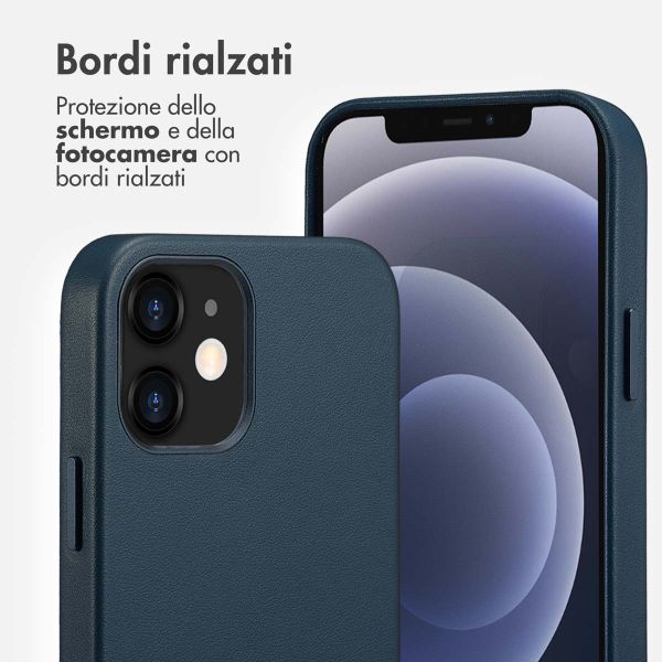 Accezz Cover in Pelle con MagSafe Apple iPhone 12 (Pro) - Nightfall Blue