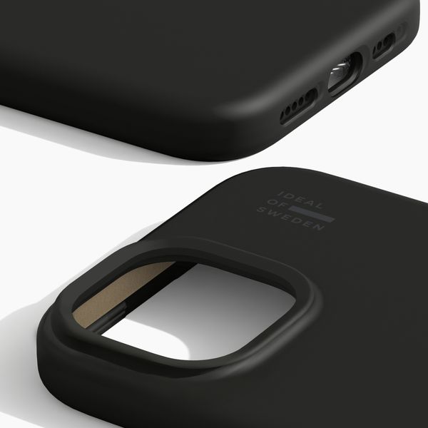 iDeal of Sweden Cover in silicone con MagSafe Apple iPhone 17e / 16e / 15 / 14 / 13 - Black