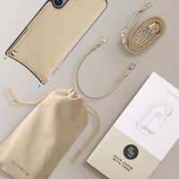 Selencia Cover per telefono Nova con cordino e portacarte Samsung Galaxy S24 - Beige