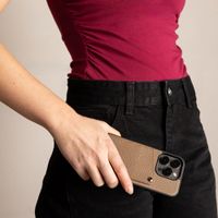 Selencia Cover posteriore Riva con portacarte Samsung Galaxy S26 - Mocha Brown