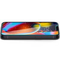 Spigen Vetro temperato GLAStR EZ Fit, confezione da 2 + Applicatore Apple iPhone 17e / 16e / 14 / 13 / 13 Pro