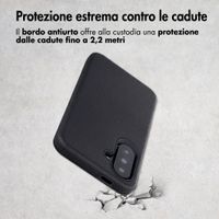 Accezz Cover Posteriore Resistente con MagSafe Samsung Galaxy A37 (5G) - Nero