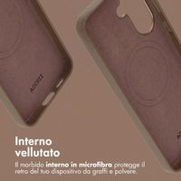 Accezz Cover in Pelle con MagSafe Samsung Galaxy A57 (5G) - Marrone caffè