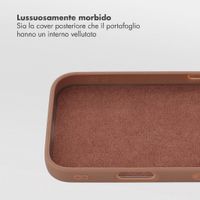 Accezz Cover a libro Edge rimovibile con MagSafe Apple iPhone 18 Pro / 17 Pro - Marrone