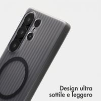 Accezz Cover Lite con MagSafe | Fluted | Samsung Galaxy S25 Ultra - Grigio