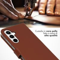 Selencia Cover a libro in vera pelle Samsung Galaxy A35 - Marrone chiaro