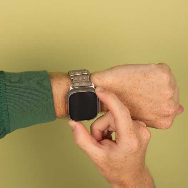 imoshion Cinturino in nylon Alpine Apple Watch | 44/45/46/49 mm - Olive Green