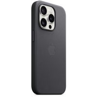 Apple Cover Posteriore FineWoven con MagSafe Apple iPhone 15 Pro - Nero