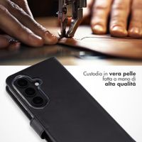 Selencia Cover a libro in vera pelle Samsung Galaxy S26 - Nero