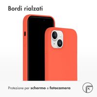Accezz Cover in silicone liquido con MagSafe Apple iPhone 15 - Nectarine