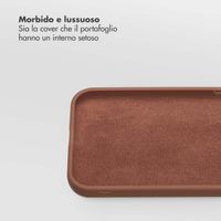 Selencia Libreria rimovibile Olyn con MagSafe Apple iPhone 15 - Marrone