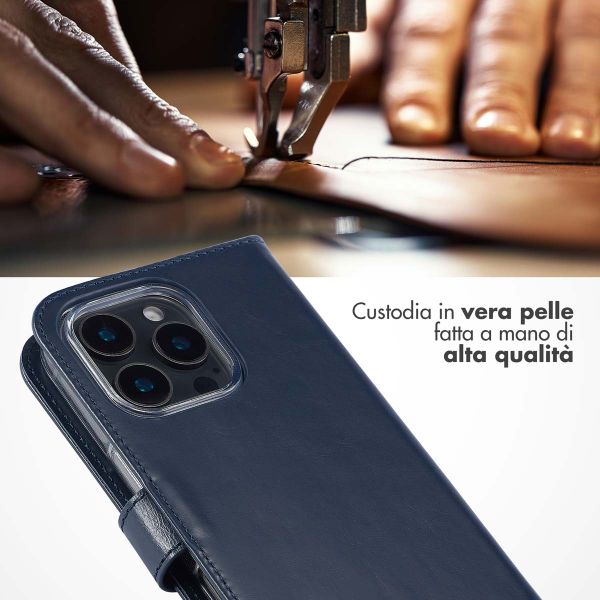 Selencia Cover a libro in vera pelle Apple iPhone 16 Pro - Blu
