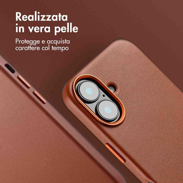 Accezz Cover in Pelle con MagSafe Apple iPhone 16 - Sienna Brown