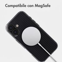 Accezz Cover Lite con MagSafe | Fluted | Apple iPhone 16 - Nero