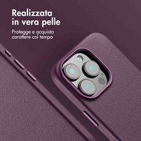 Accezz Cover in Pelle con MagSafe Apple iPhone 16 Pro - Heath Purple